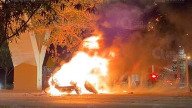 Photo of Se incendia su auto tras choque en Mérida