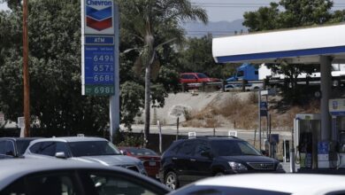 Photo of Precio de la gasolina en EE.UU. llega a cinco dólares por galón y rompe récord