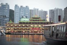 Photo of Se hundió en el mar el icónico restaurante flotante Jumbo de Hong Kong