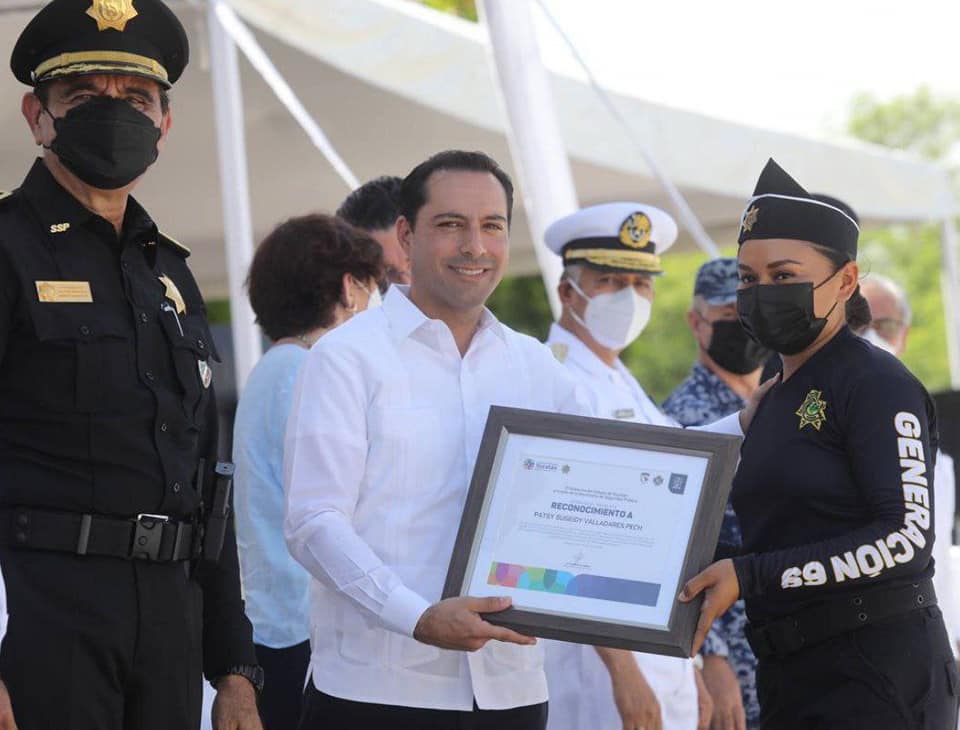 Policía de Yucatán se fortalece con nuevos elementos Con Acento Policía de Yucatán se fortalece con nuevos elementos Con Acento