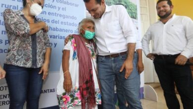 Photo of Vila lleva apoyos a pacientes con cáncer al interior del estado
