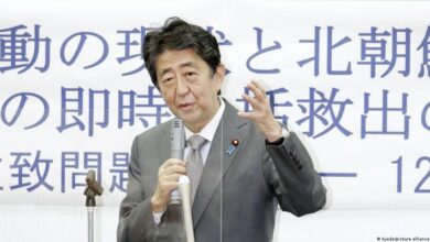 Photo of Hieren a exprimer ministro japonés Shinzo Abe en acto electoral