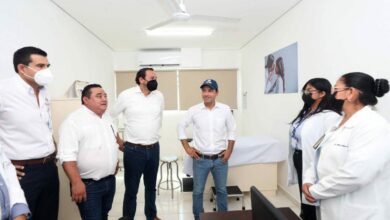 Photo of Mauricio Vila entrega remodelación de centro de salud en Celestún