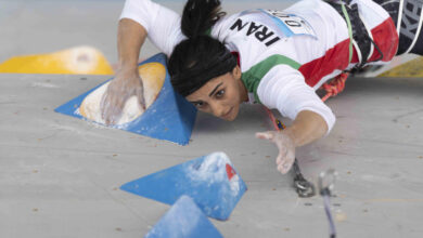 Photo of Escaladora iraní que compitió sin velo fue recibida como una heroína en medio de las protestas