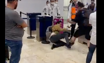Photo of Pasajeros defienden a sobrecargo agredido en Aeropuerto de Mérida