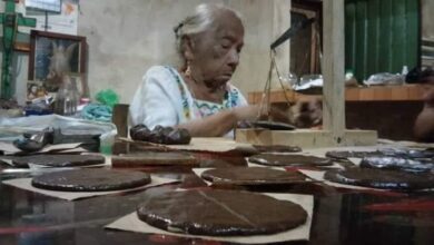 Photo of Abuelita yucateca inicia elaboración de tablillas de chocolates artesanales