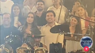 Photo of Checo Pérez es ovacionado en un palenque durante concierto de Carlos Rivera