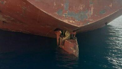 Photo of Tres nigerianos sobrevivieron 11 días en el timón de un buque