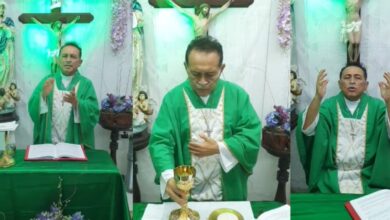 Photo of Arquidiócesis de Yucatán prohibe a sacerdote ofrecer los sacramentos