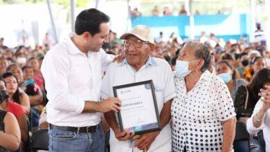 Photo of Familias del sur de Mérida reciben certificado de Certeza Patrimonial