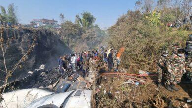 Photo of Se estrella avión en Nepal; recuperan 68 cadáveres