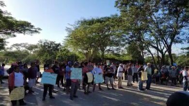 Photo of Ejidatarios bloquean acceso a Chichén Itzá