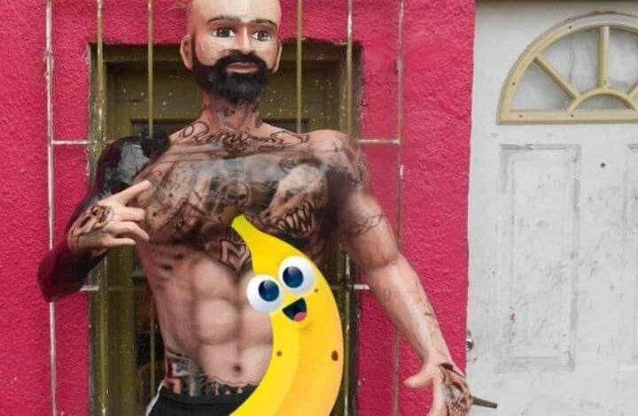 Crean piñata de “Babo” de Cartel de Santa tras polémico video | Con Acento