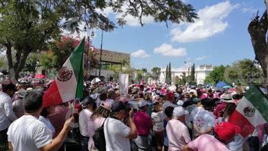 Photo of Cientos salen a manifestarse en defensa del INE en Mérida