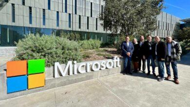 Photo of Renán Barrera visita Microsoft para buscar inversiones 