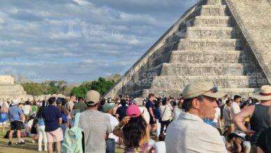 Photo of Echan a dos turistas de Chichén Itzá por no respetar reglas