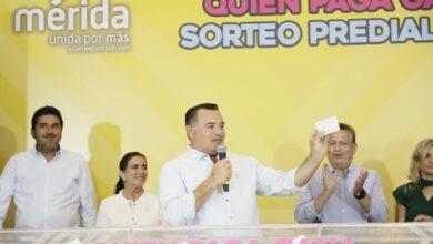 Photo of #Mérida | Renán Barrera premia a quienes pagaron su predio   