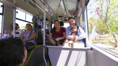 Photo of Cecilia Patrón aborda camión para conocer desafíos del transporte público
