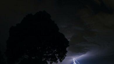 Photo of Rayo deja cinco muertos y 14 heridos en Colombia