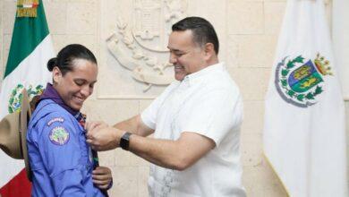 Photo of Renán Barrera nombre al scout Gabriel García como alcalde por un día 