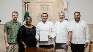 Photo of Renán Barrera establece hermandad entre Mérida y Lansing, Michigan 