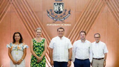 Photo of Renán Barrera estrecha lazos con alcaldes de Brasil