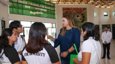 Photo of Universitarios reconocen Ley del Primer Empleo de Cecilia Patrón