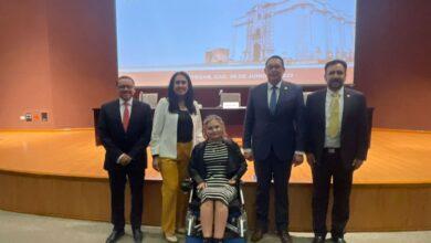 Photo of Víctor Hugo Lozano destaca papel de la mujer en 200 años del Congreso Estatal 