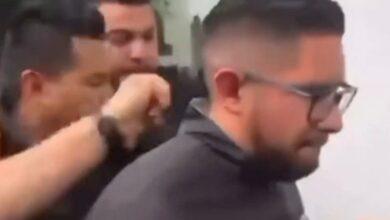 Photo of Sergio “N” recibe puñetazo; llora arrepentido. VIDEO 