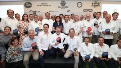 Photo of Mauricio Vila reconoce a empresas yucatecas socialmente responsables