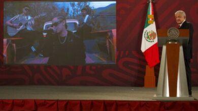 Photo of AMLO defiende a Yahritza y su Esencia; podrían tocar en el Zócalo 