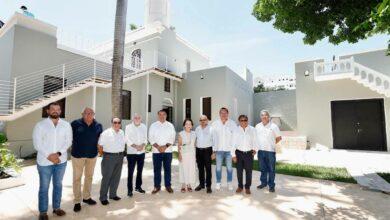 Photo of Renán Barrera supervisa remodelación de Centro Cultural 