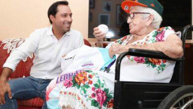 Photo of Mauricio Vila celebra 100 años de edad de abuelita yucateca