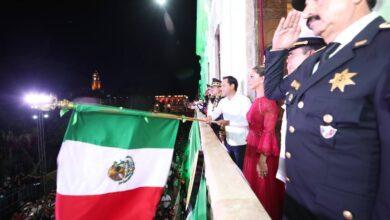 Photo of Junto a miles de yucatecos, Vila da el Grito