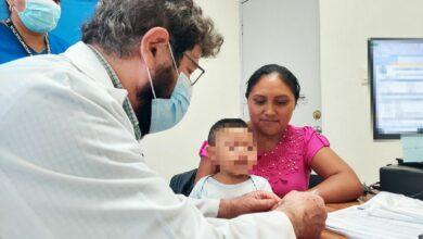 Photo of Especialistas del IMSS Yucatán evitan amputación del dedo de un niño