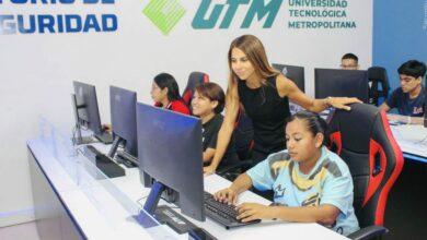 Photo of Más mujeres estudian ciencia, tecnología, ingeniería y matemáticas en la UTM