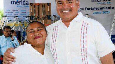 Photo of Renán Barrera garantiza seguridad a mujeres trabajadoras