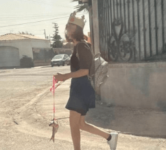 Photo of Joven pasea a su pez por calles de Mexicali