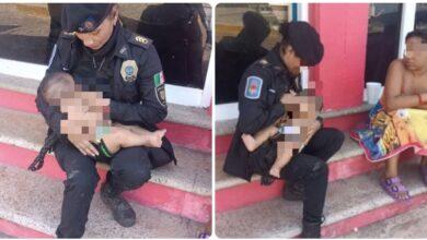 Photo of Mujer policía amamanta a bebé con 24 horas sin comer en Acapulco