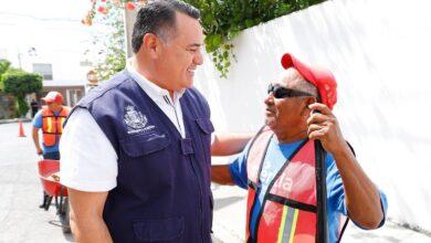 Photo of Renán Barrera aumenta sueldos de trabajadores municipales