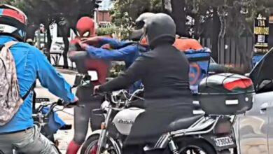 Photo of “Spiderman” se pelea con repartidor