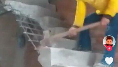 Photo of Destruye escalera que construyó a falta de pago 