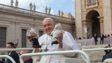 Photo of El Papa Francisco ya tiene sus “Simis”