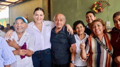 Photo of Cecilia Patrón y adultos mayores por una Mérida más solidaria