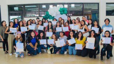 Photo of Yucatecas becadas con Tecnolochicas se gradúan