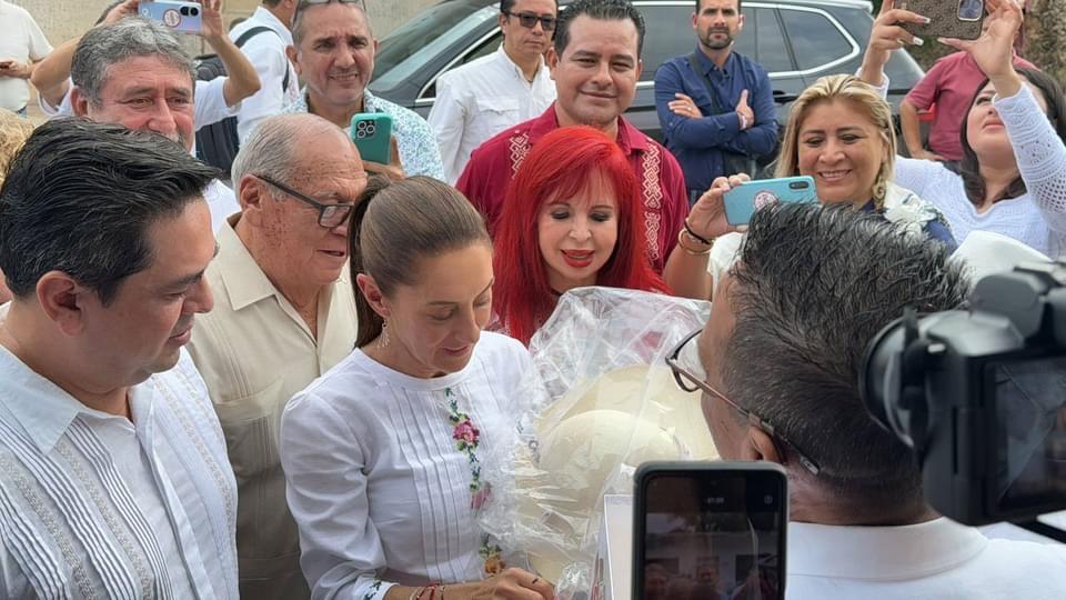 Claudia Sheinbaum Se Reúne Con Jóvenes En Campeche Con Acento