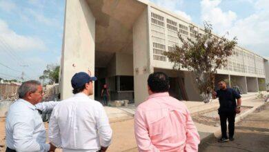 Photo of Mauricio Vila supervisa avance del nuevo mercado de Kanasín 