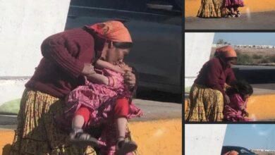 Photo of Madre e hija rarámuris protagonizan hermoso momento 