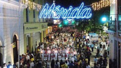 Photo of Le cantan “Las Mañanitas” a Mérida en su 482 aniversario