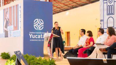 Photo of Cecilia Patrón presente en la inauguración de la UNAY